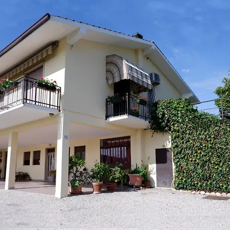 L'Edera Appartamento Rivoli Veronese Exterior photo
